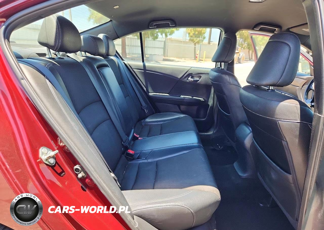 2017 Honda Accord VIN:1HGCR2F57HA098016 - 10
