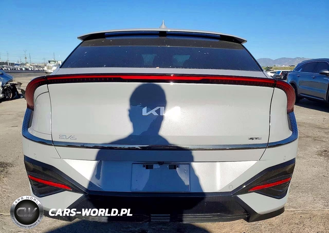 2025 Kia Ev6 Gt Line VIN:5XYC44JA7SG010151 - 6