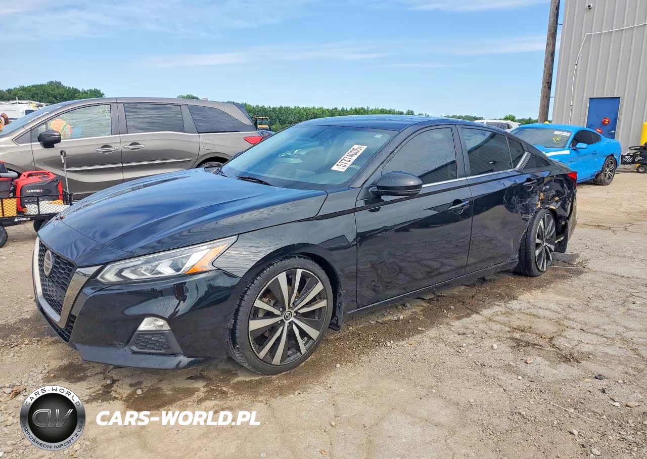 2019 Nissan Altima Sr – zdjęcie 1 z 12