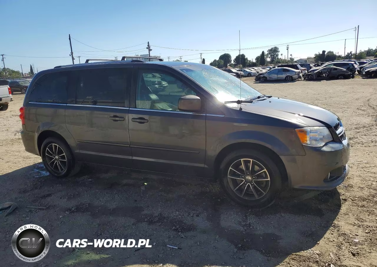 2017 Dodge Grand Caravan Sxt VIN:2C4RDGCG3HR814710 - 4