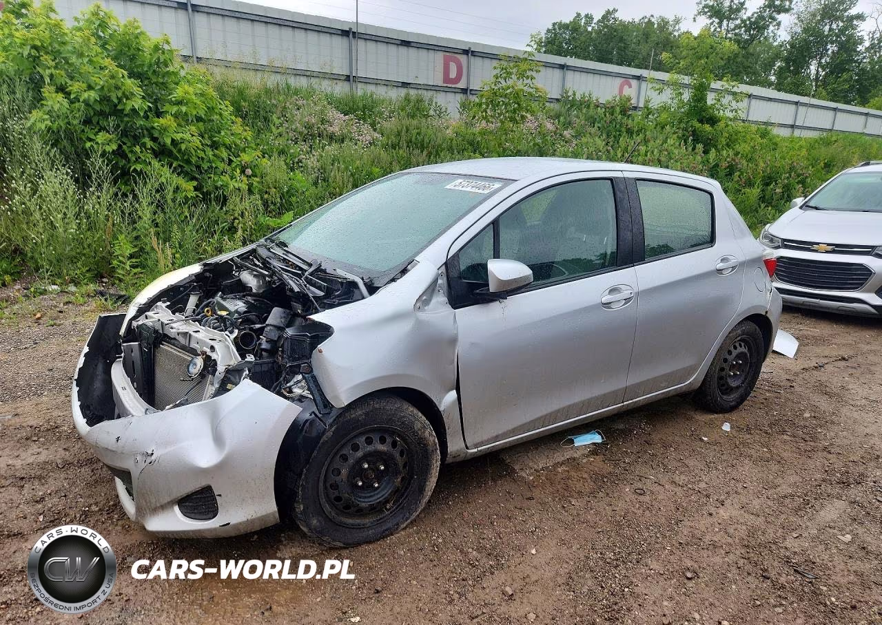 2012 Toyota Yaris 5-Door L