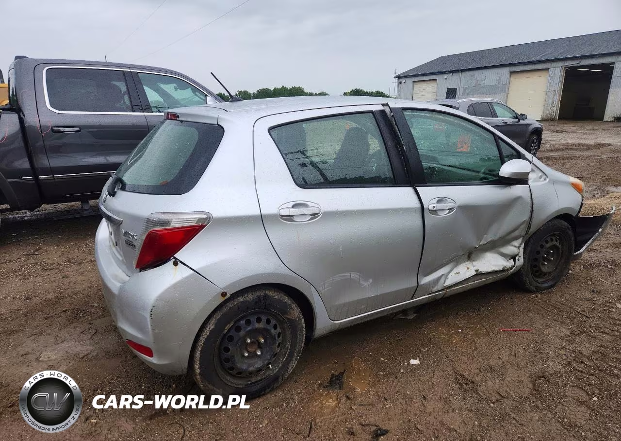2012 Toyota Yaris 5-Door L VIN:JTDKTUD38CD514378 - 3