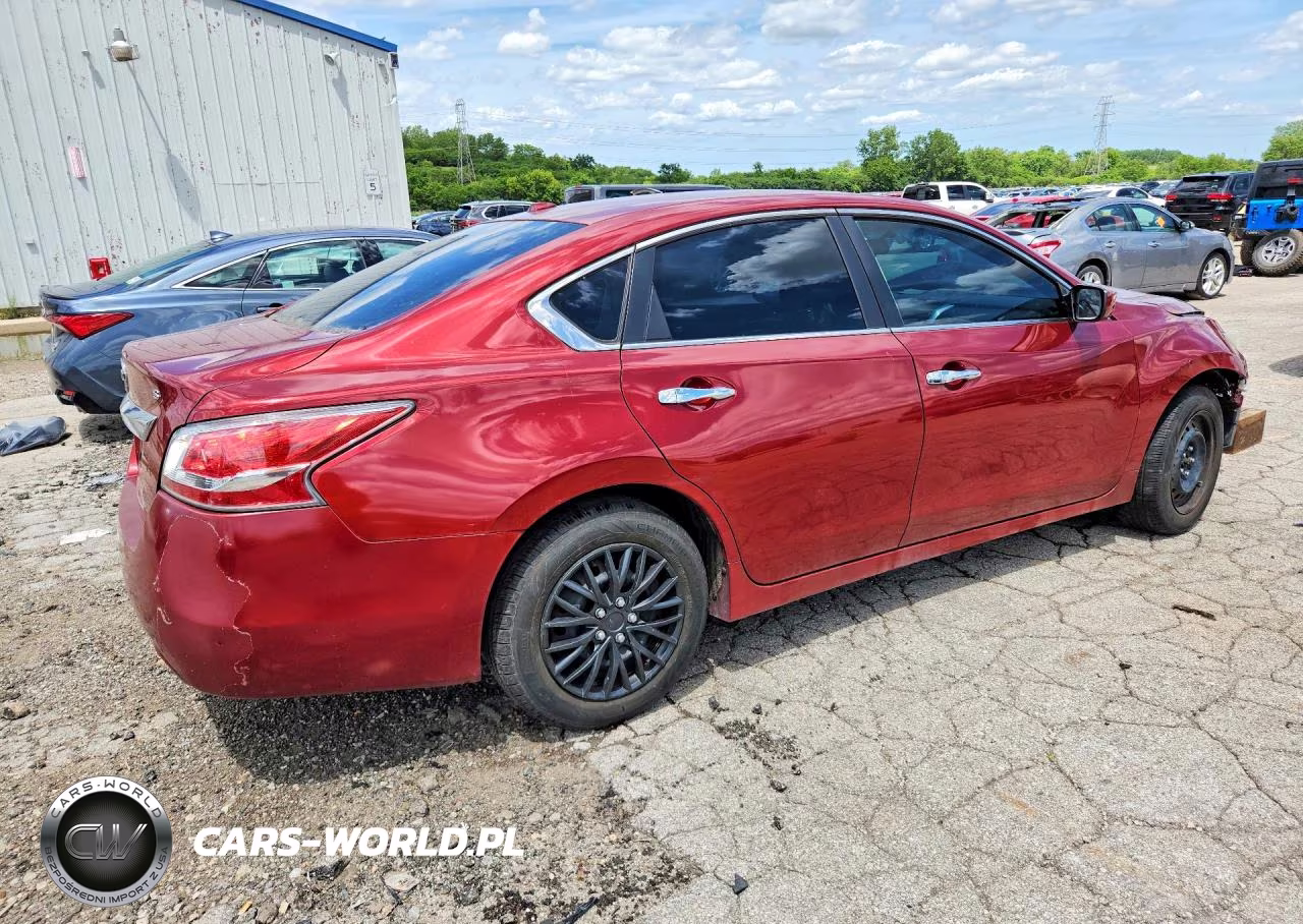 2015 Nissan Altima 2.5 S VIN:1N4AL3AP5FN903125 - 3