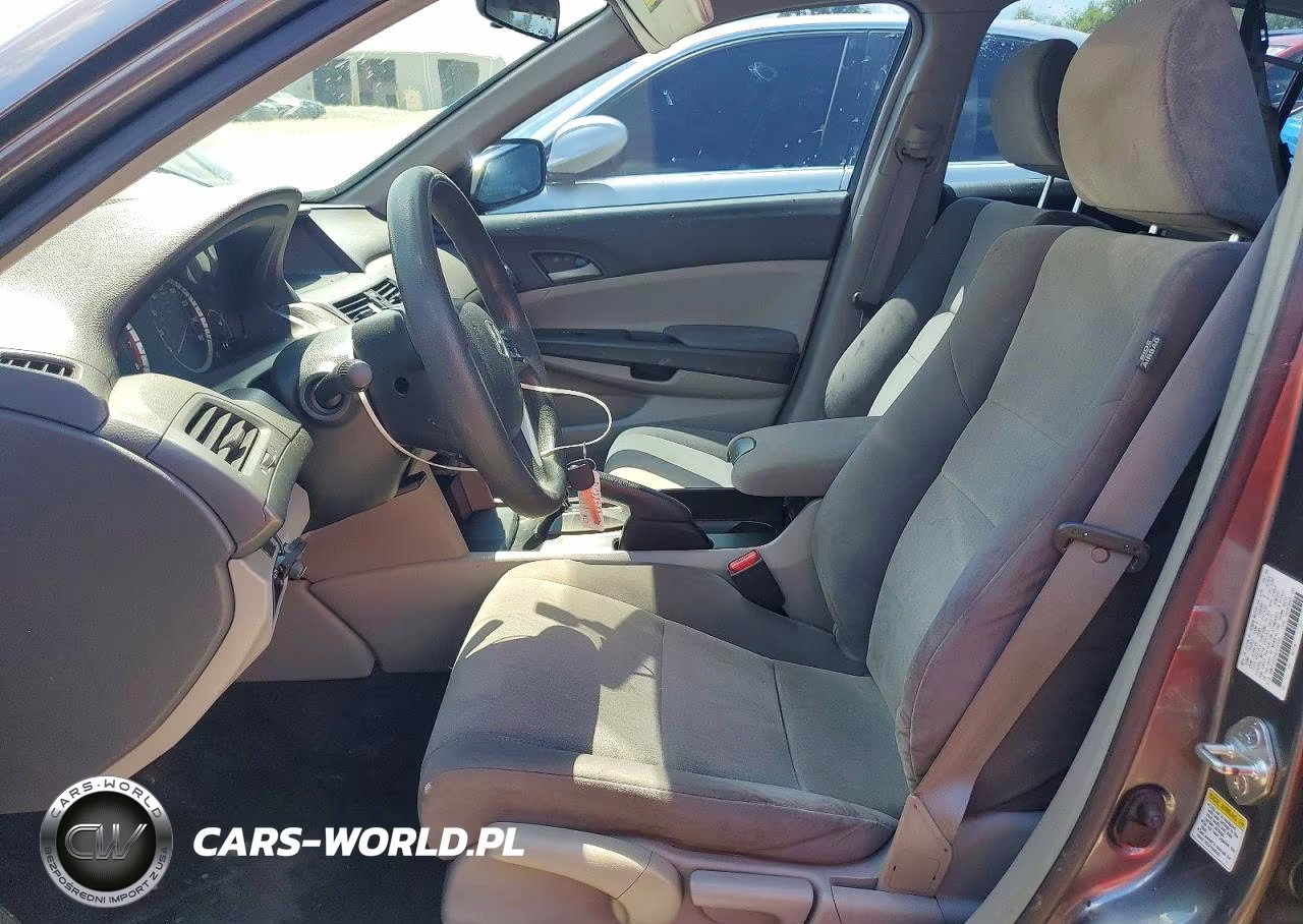 2008 Honda Accord Lx VIN:JHMCP26398C079196 - 7