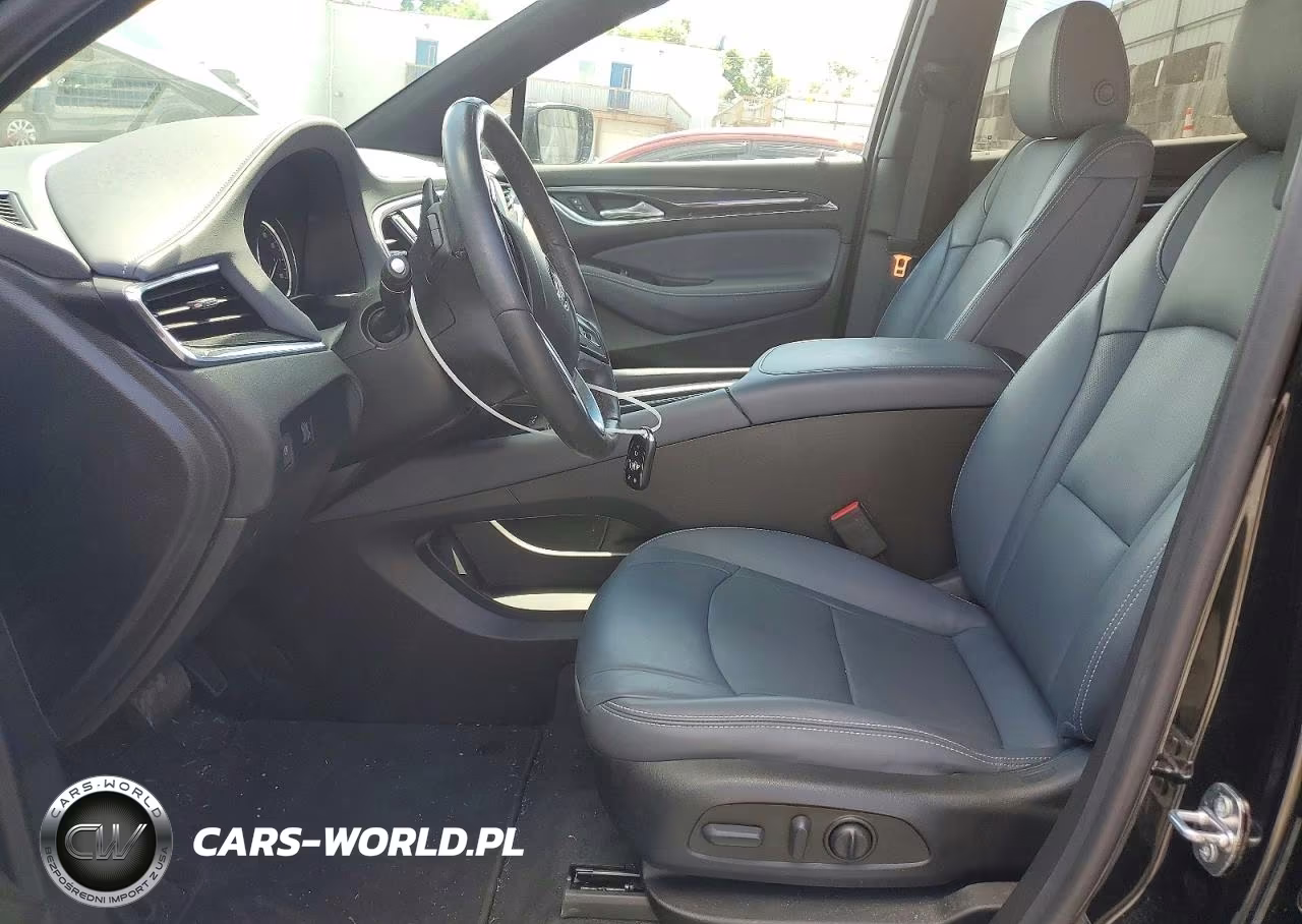 2023 Buick Enclave Essence VIN:5GAERBKWXPJ110486 - 7