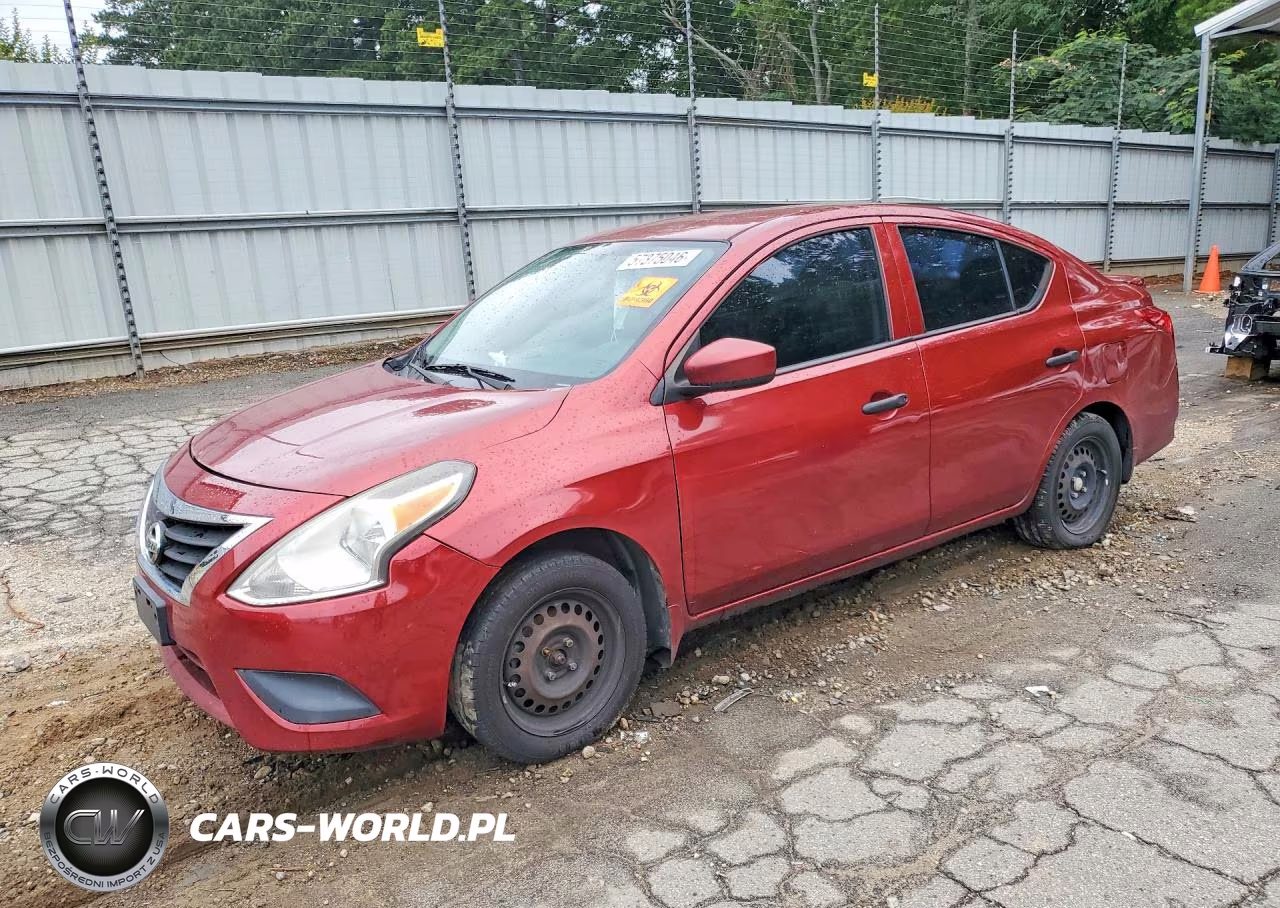 2016 Nissan Versa 1.6 S Plus