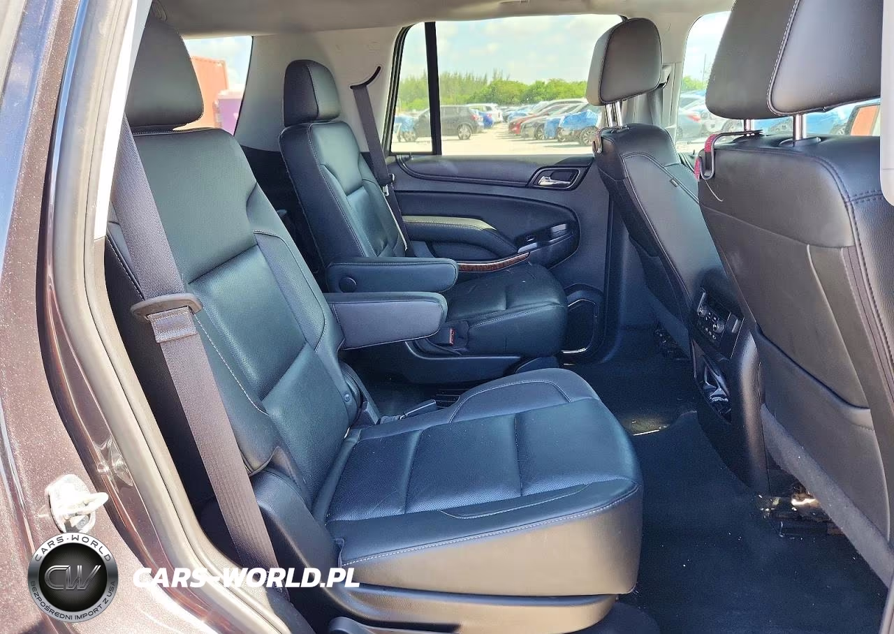 2018 Chevrolet Tahoe K1500 Premier VIN:1GNSKCKC3JR252275 - 11