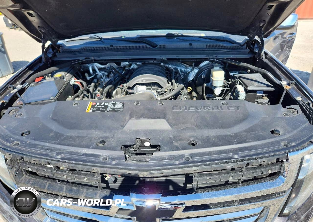2018 Chevrolet Tahoe K1500 Premier VIN:1GNSKCKC3JR252275 - 12