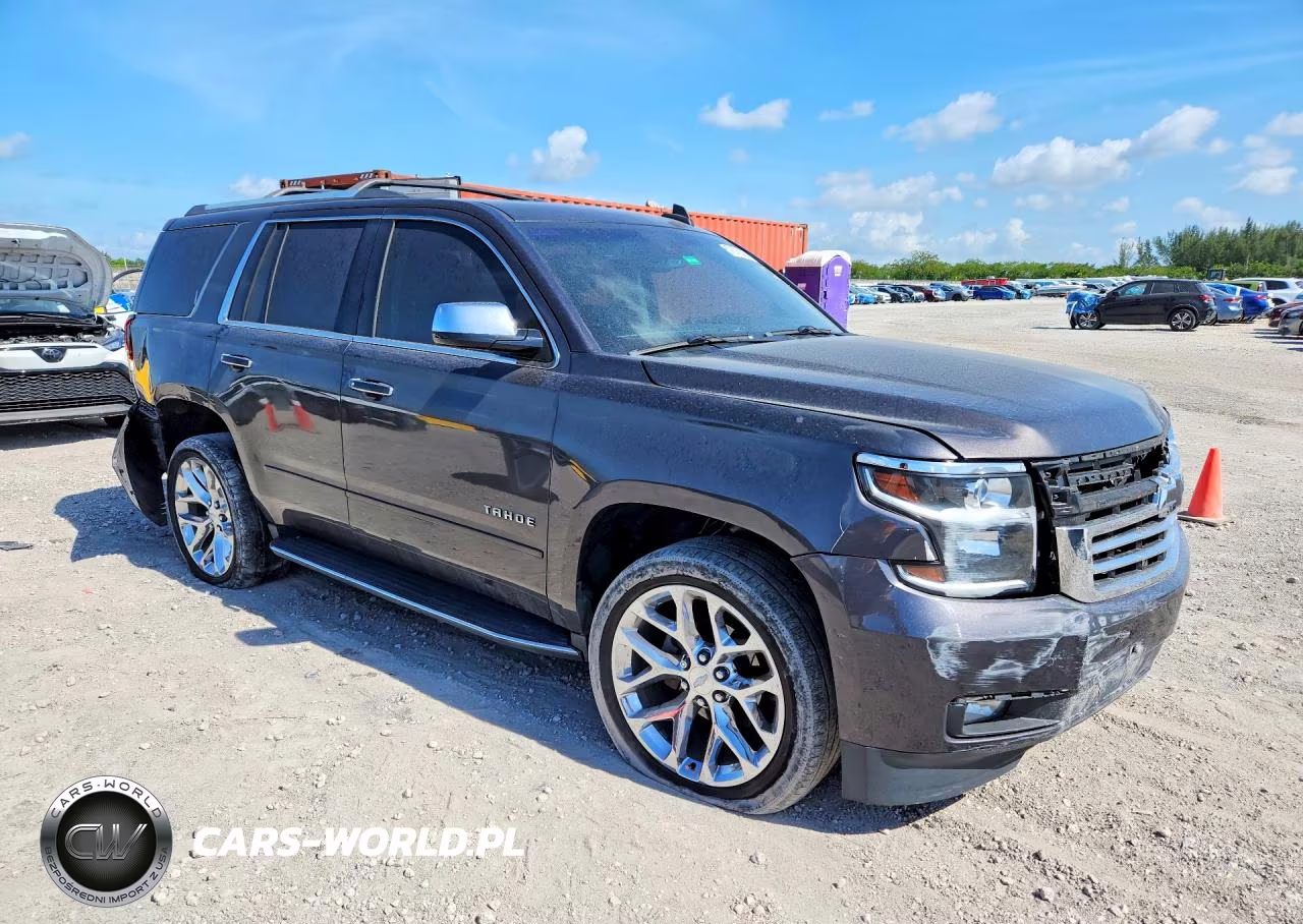 2018 Chevrolet Tahoe K1500 Premier VIN:1GNSKCKC3JR252275 - 4