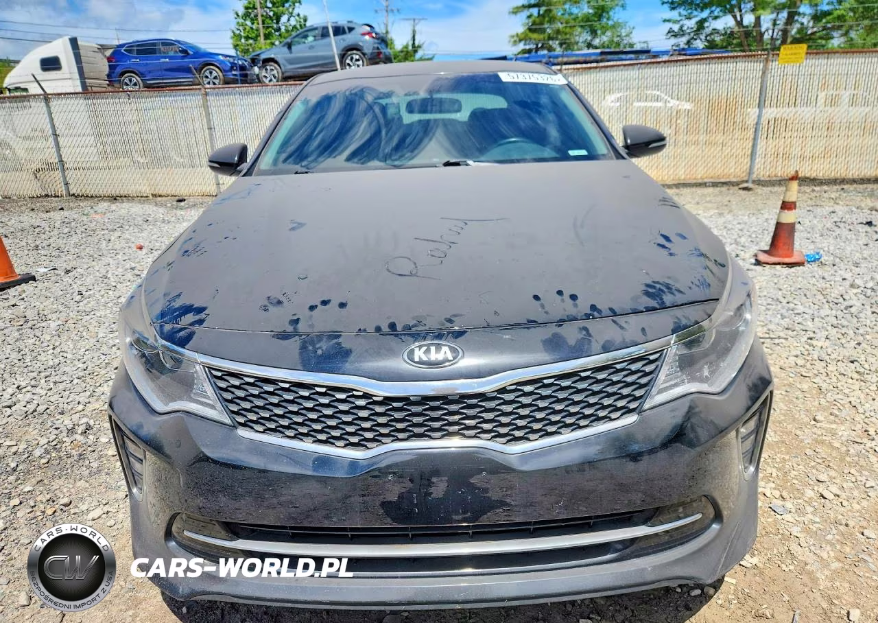 2018 Kia Optima S VIN:5XXGT4L37JG211148 - 5