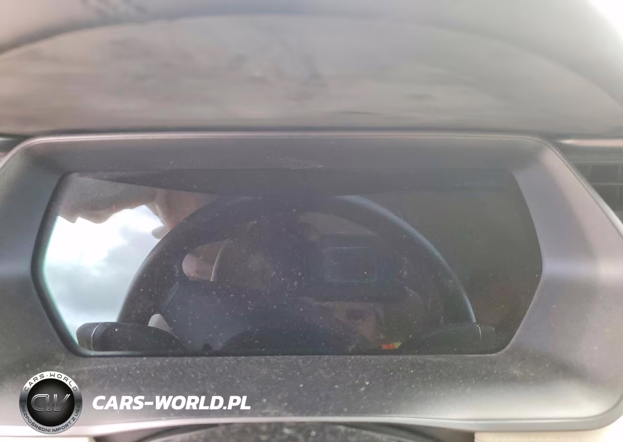 2019 Tesla Model X VIN:5YJXCBE20KF157365 - 9
