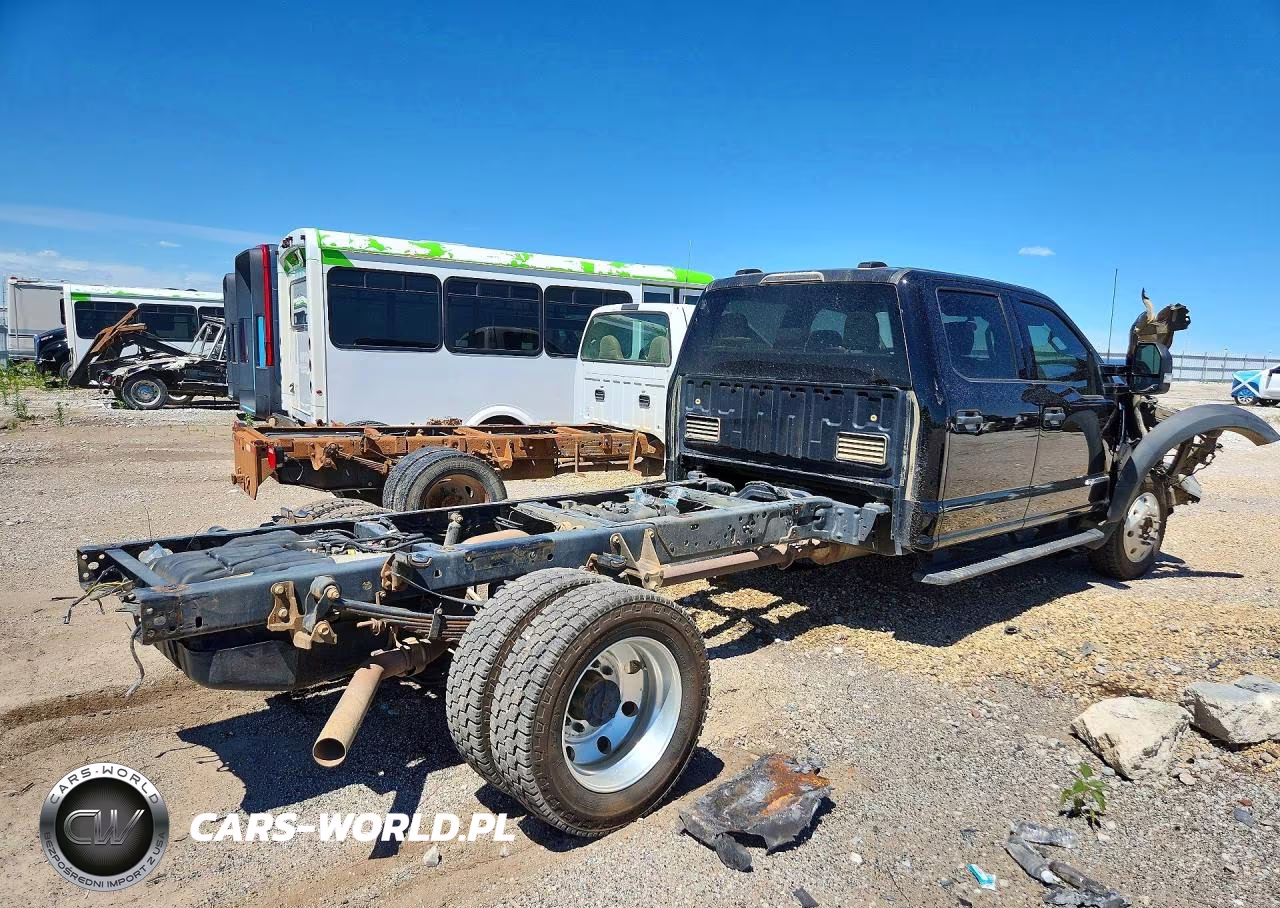 2022 Ford F550 Super Duty VIN:1FD0W5HT1NEE87578 - 3