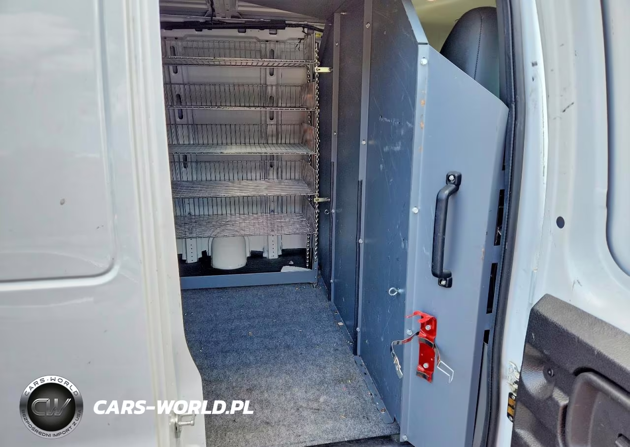 2020 Chevrolet Express G2500 VIN:1GCWGAFGXL1209566 - 10