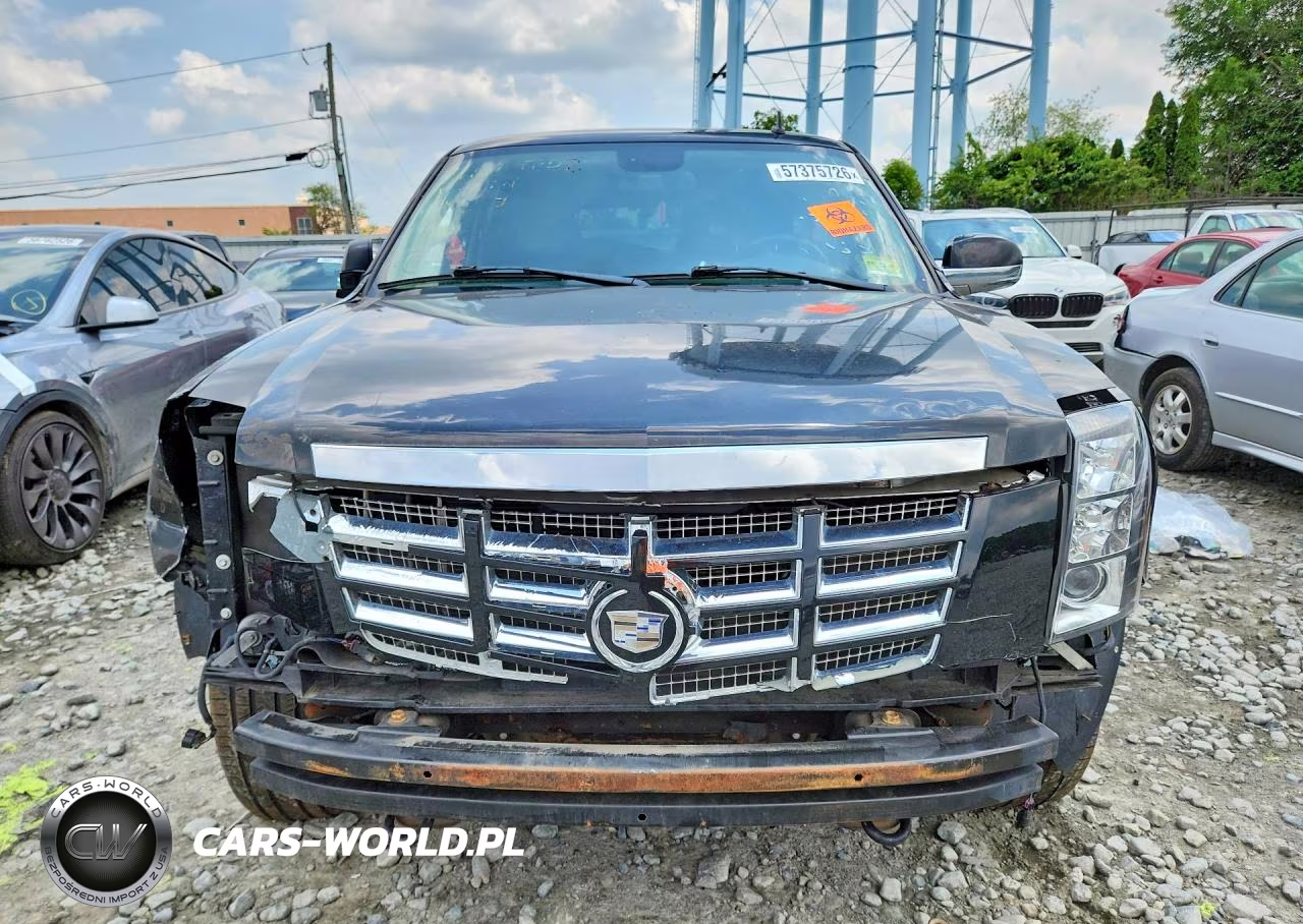 2007 Cadillac Escalade Luxury VIN:1GYFK63877R426874 - 5