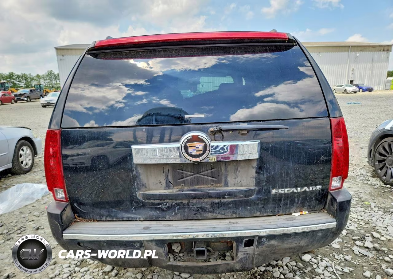 2007 Cadillac Escalade Luxury VIN:1GYFK63877R426874 - 6