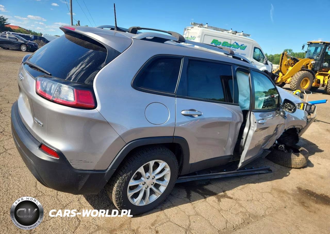2021 Jeep Cherokee Latitude VIN:1C4PJMCB1MD153968 - 3