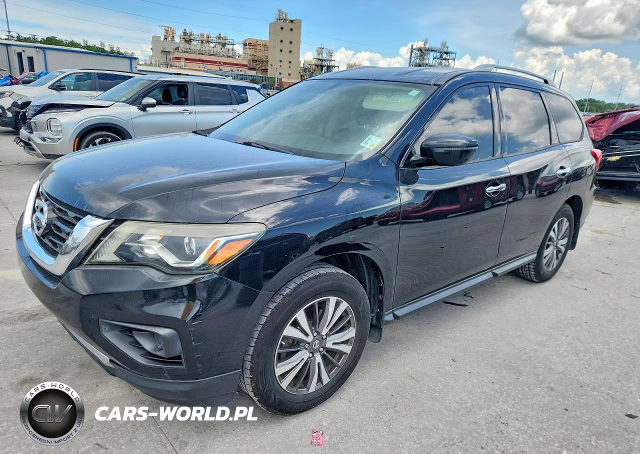 2017 Nissan Pathfinder S