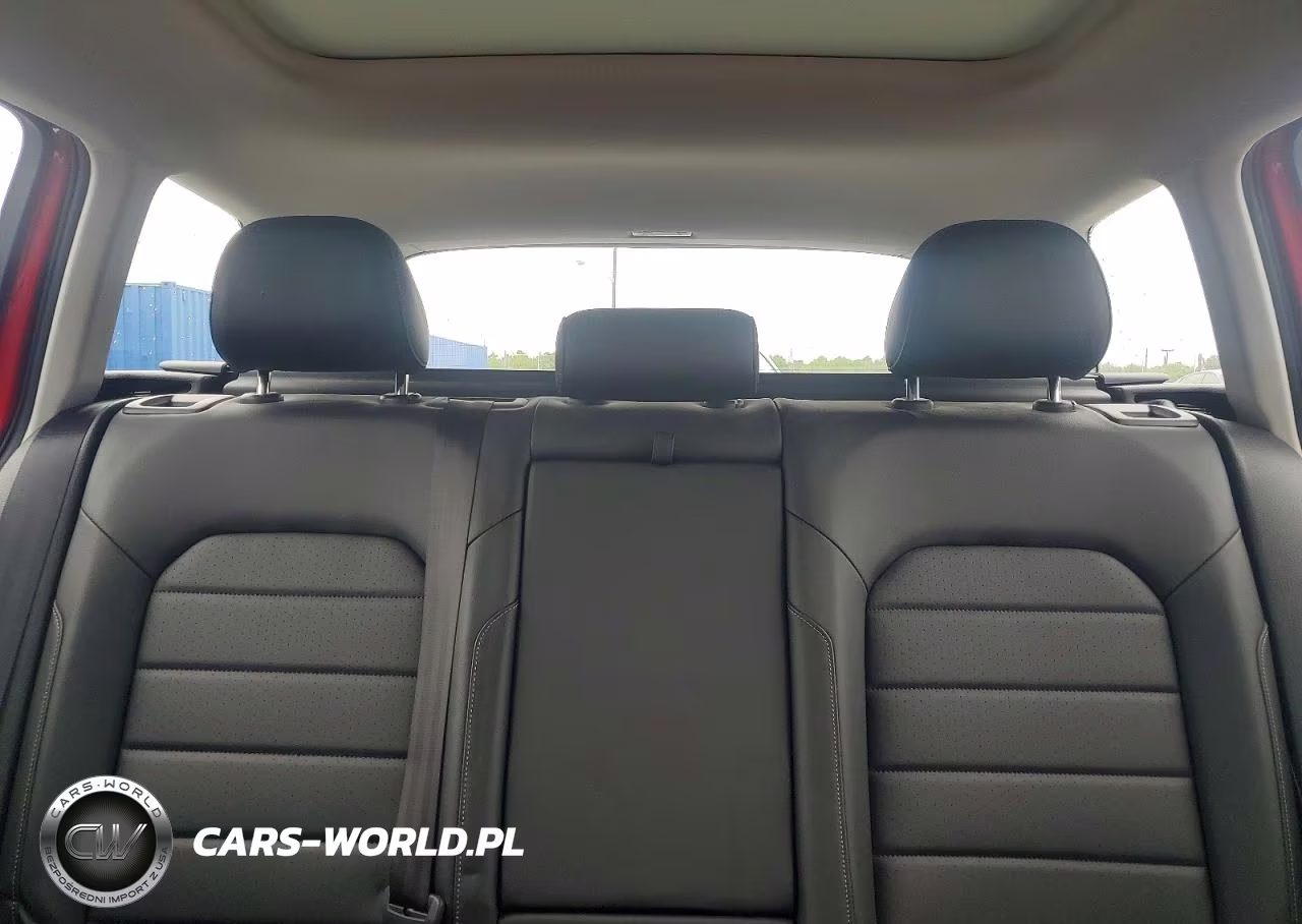 2018 Volkswagen Golf Alltrack S VIN:3VWH17AUXJM754528 - 10