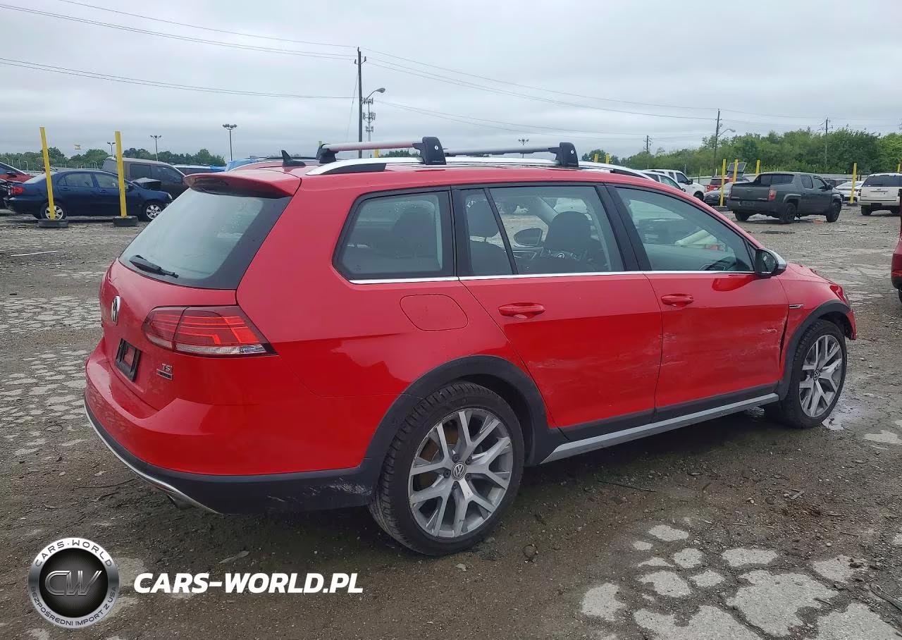 2018 Volkswagen Golf Alltrack S VIN:3VWH17AUXJM754528 - 3