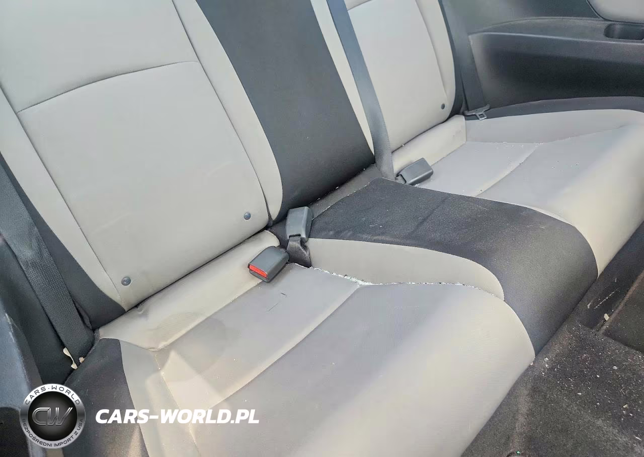 2018 Honda Civic Lx VIN:2HGFC4B57JH301560 - 10