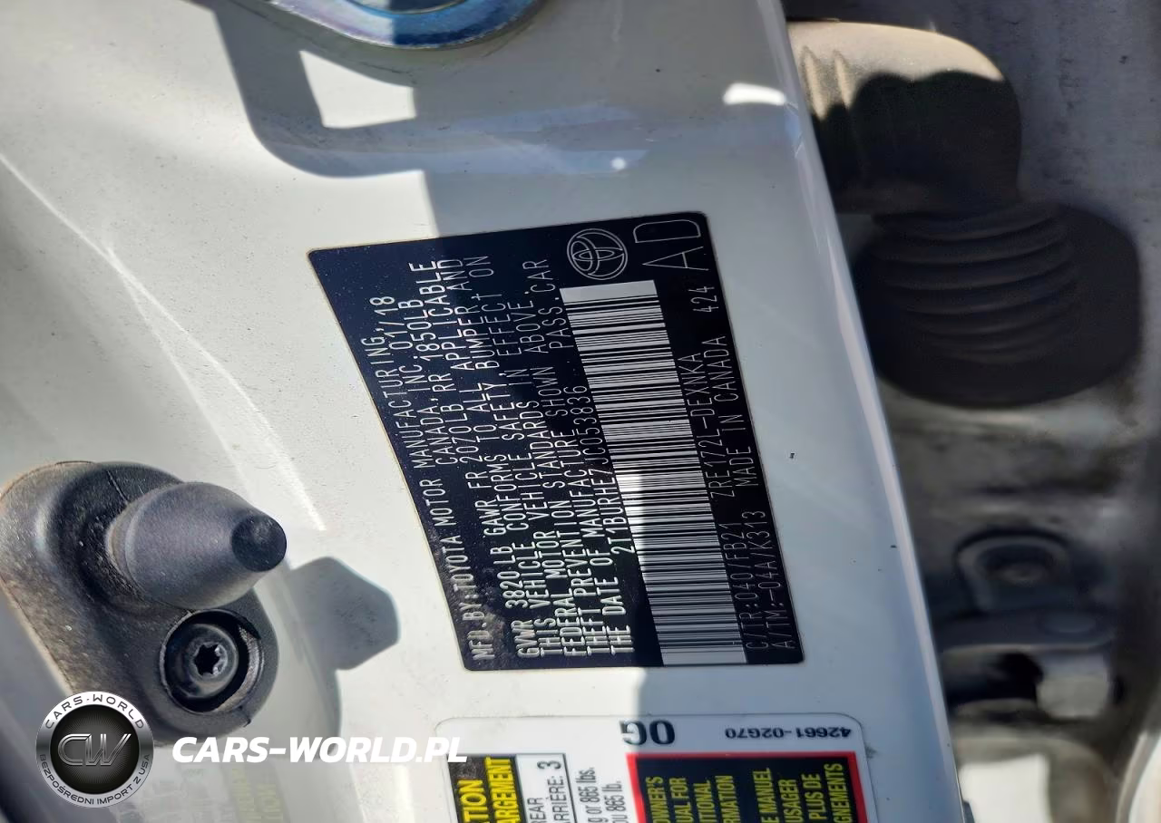 2018 Toyota Corolla Le VIN:2T1BURHE7JC053836 - 12