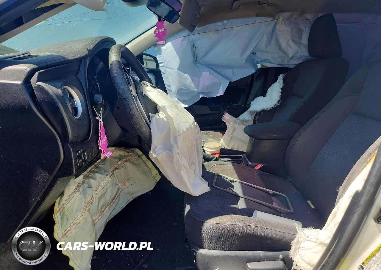 2018 Toyota Corolla Le VIN:2T1BURHE7JC053836 - 7
