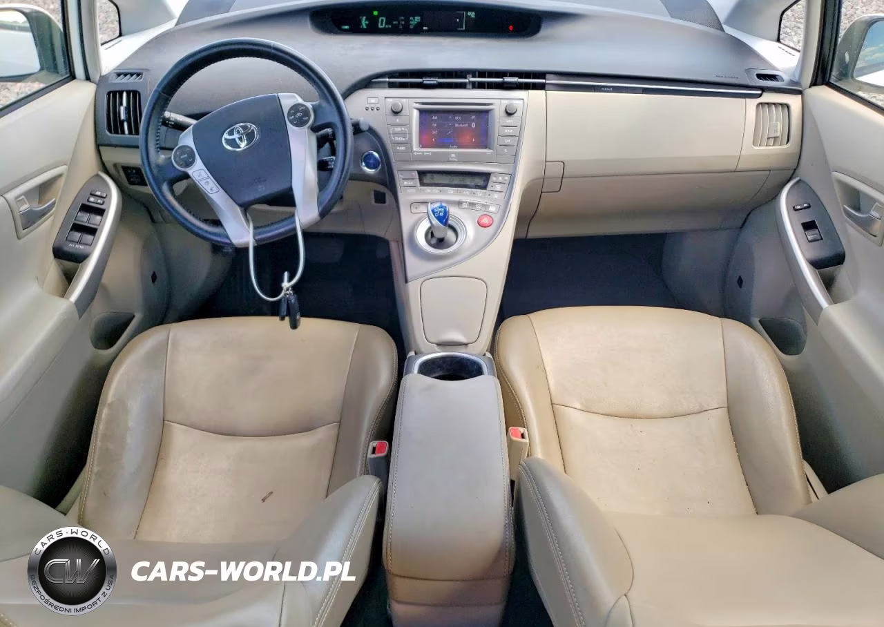 2014 Toyota Prius Four VIN:JTDKN3DU3E1738188 - 8