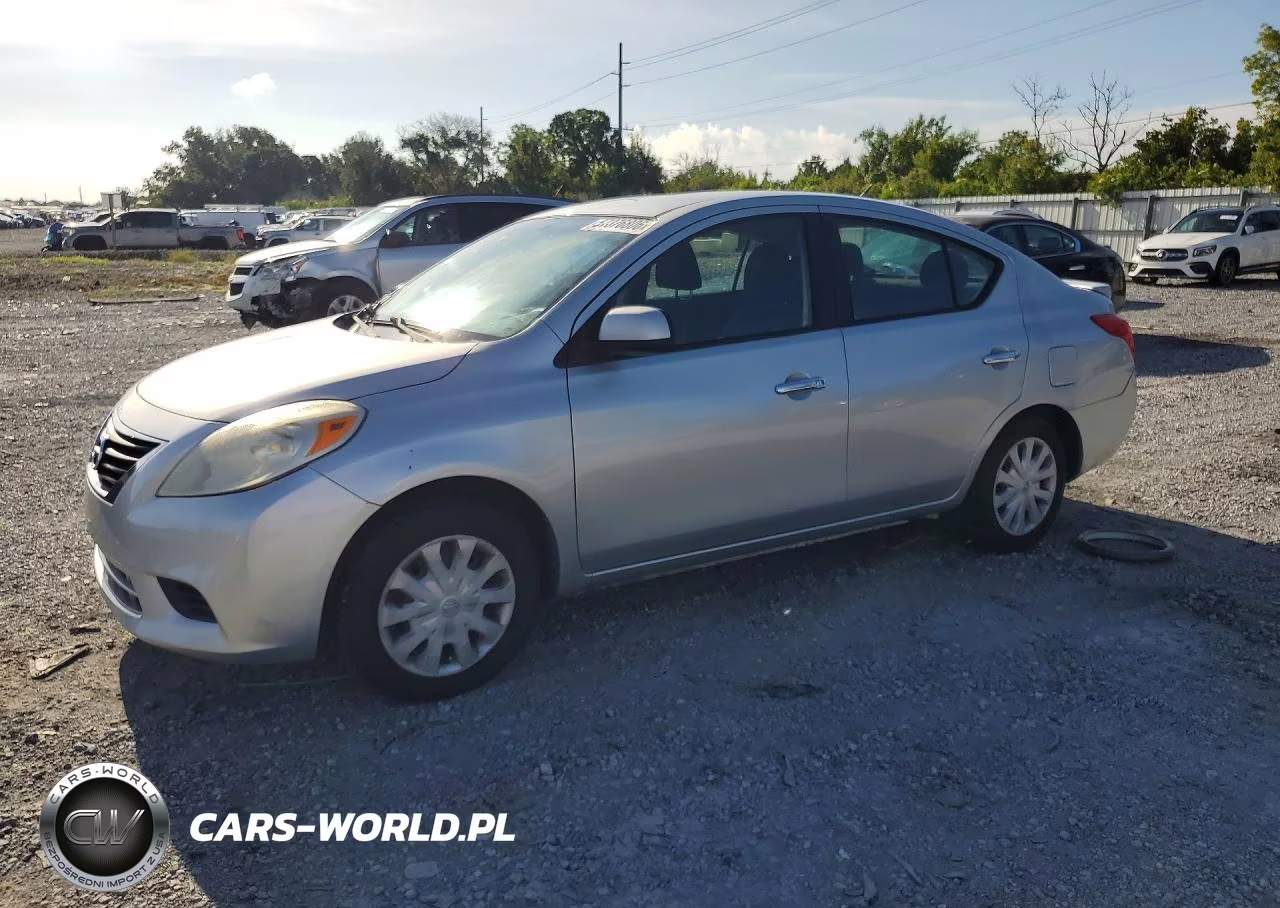2013 Nissan Versa 1.6 S