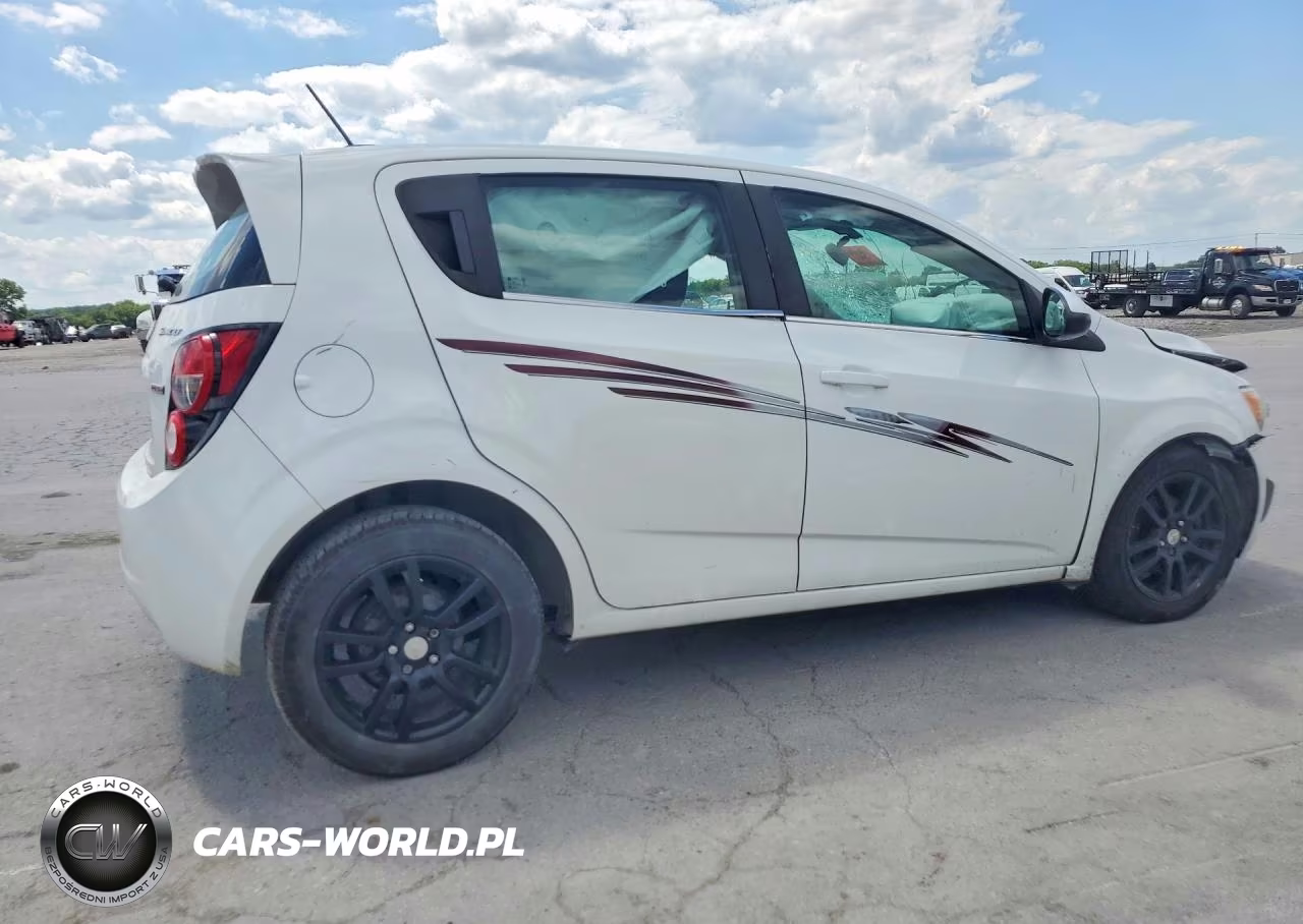 2016 Chevrolet Sonic Lt VIN:1G1JD6SB6G4117815 - 3