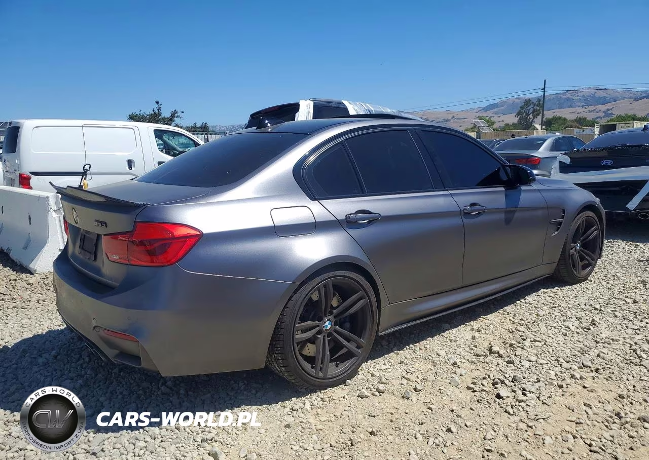 2017 BMW M3 VIN:WBS8M9C30H5G85466 - 3