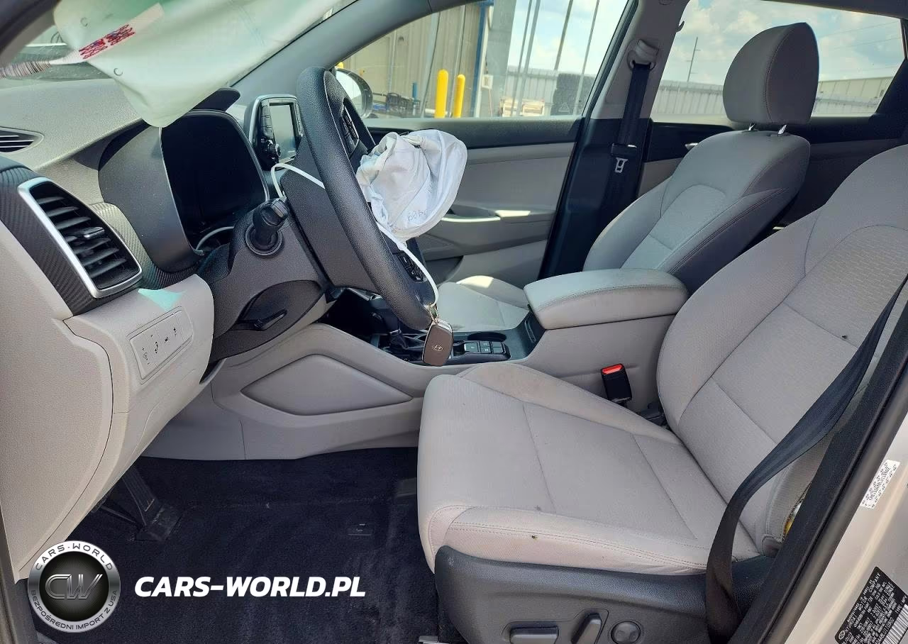 2020 Hyundai Tucson Value VIN:KM8J33A48LU110902 - 7