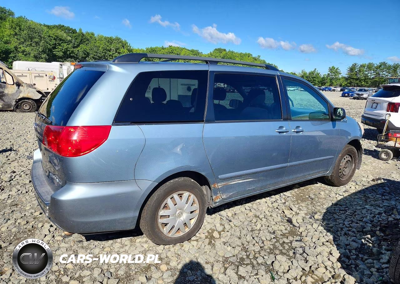 2007 Toyota Sienna Le 8-Passenger VIN:5TDZK23C57S053996 - 3