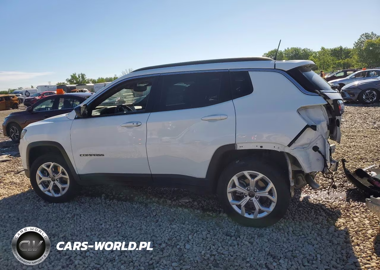 2025 Jeep Compass Latitude VIN:3C4NJDBN1ST577595 - 2
