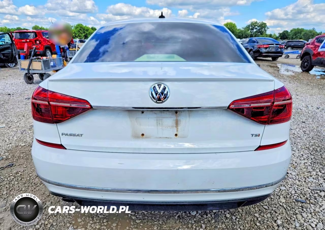 2017 Volkswagen Passat R-Line VIN:1VWDT7A38HC021728 - 6