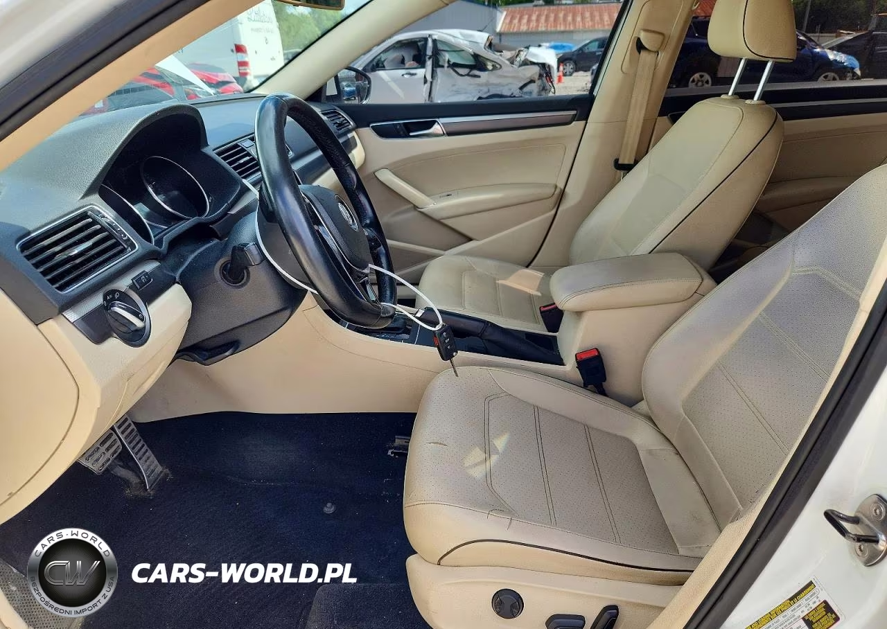 2017 Volkswagen Passat R-Line VIN:1VWDT7A38HC021728 - 7