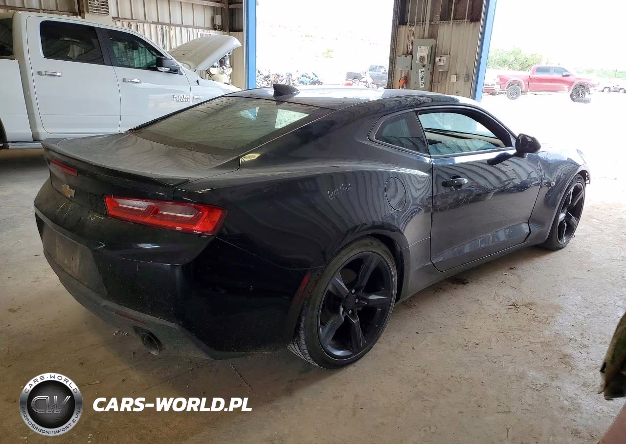 2017 Chevrolet Camaro Lt VIN:1G1FB1RS1H0174582 - 3