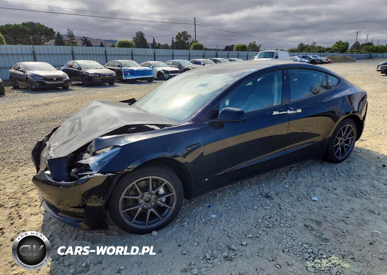 2022 Tesla Model 3 – zdjęcie 1 z 12