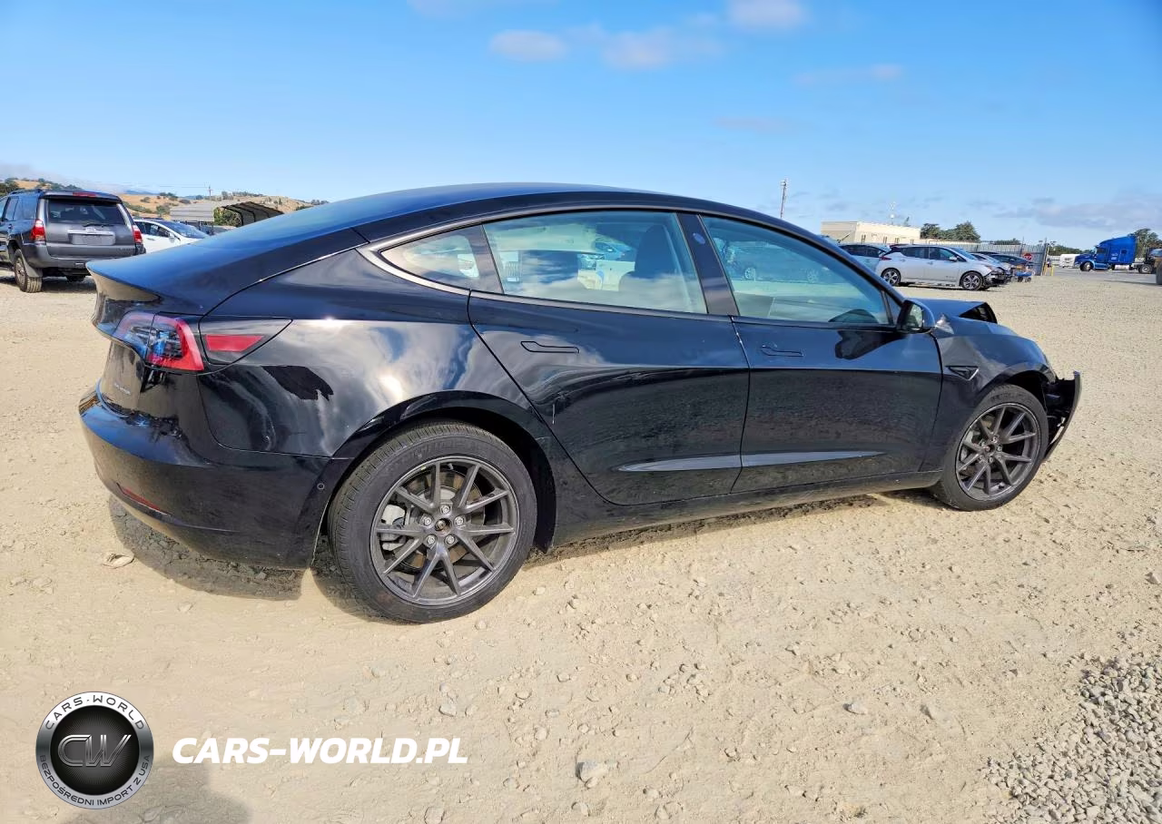 2022 Tesla Model 3 VIN:5YJ3E1EB1NF351331 - 3