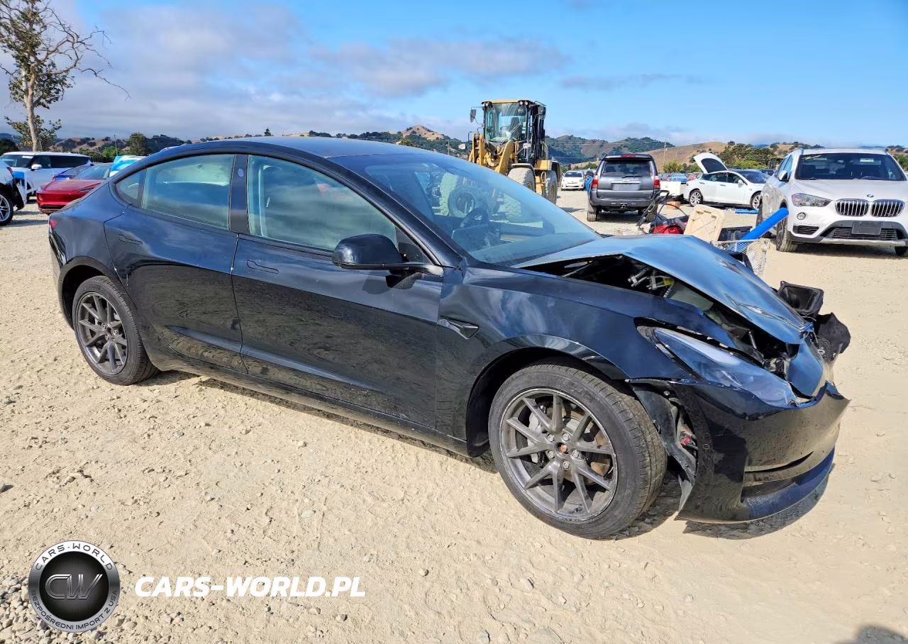 2022 Tesla Model 3 VIN:5YJ3E1EB1NF351331 - 4