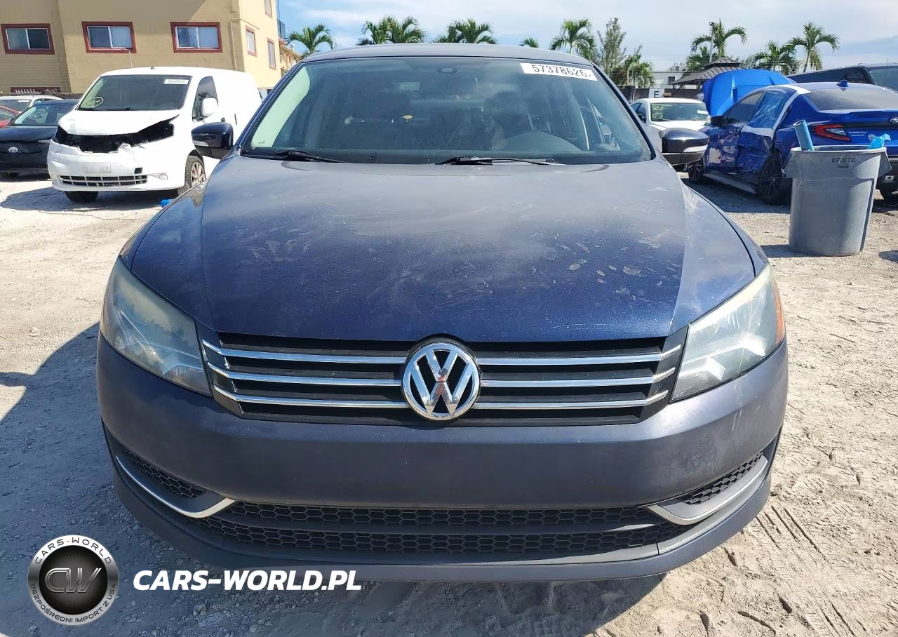 2015 Volkswagen Passat S VIN:1VWAT7A30FC045425 - 5
