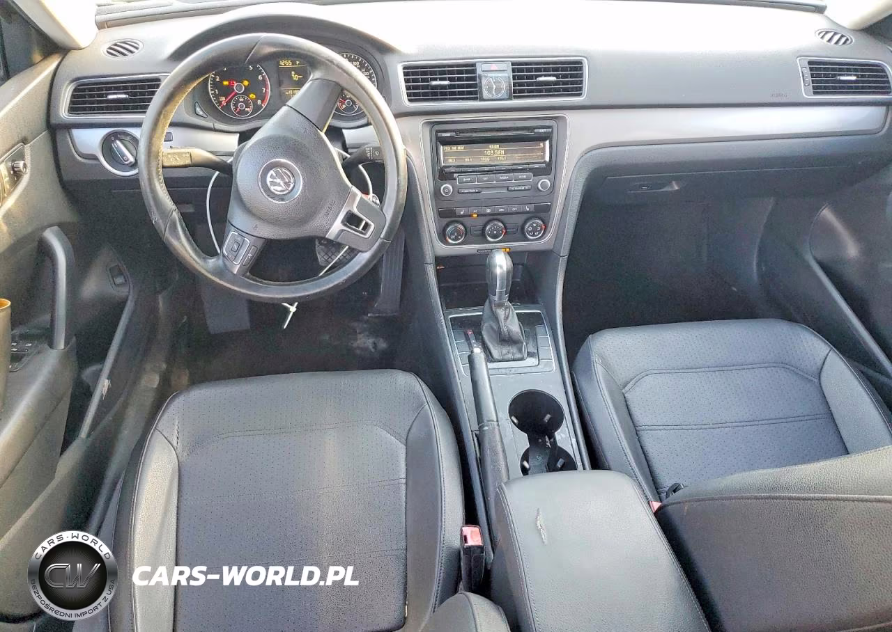 2015 Volkswagen Passat S VIN:1VWAT7A30FC045425 - 8