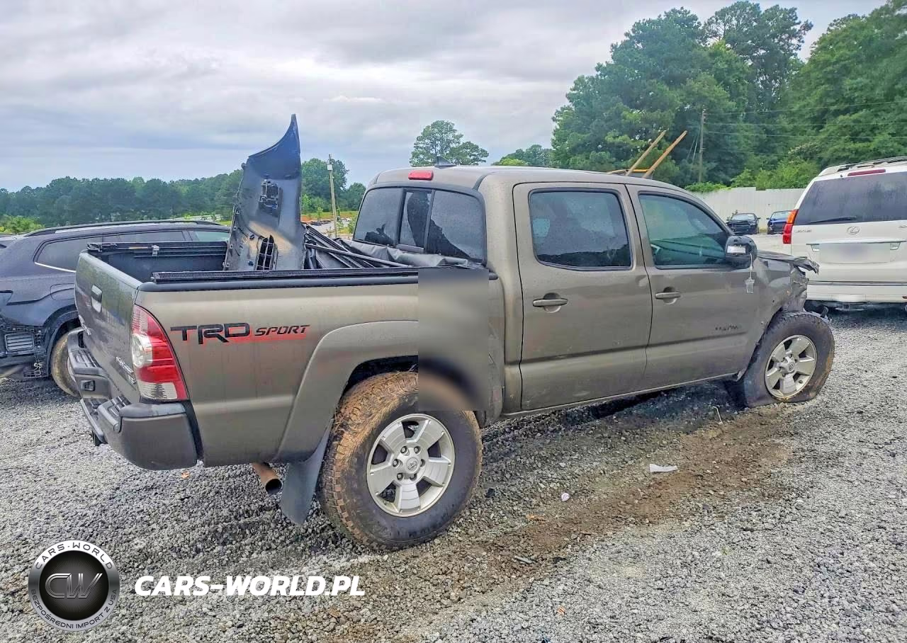 2014 Toyota Tacoma Double Cab Prerunner VIN:3TMJU4GN2EM171869 - 3