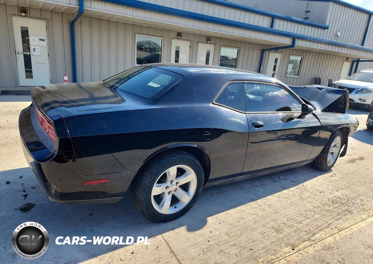 2013 Dodge Challenger Sxt VIN:2C3CDYAG8DH692381 - 3