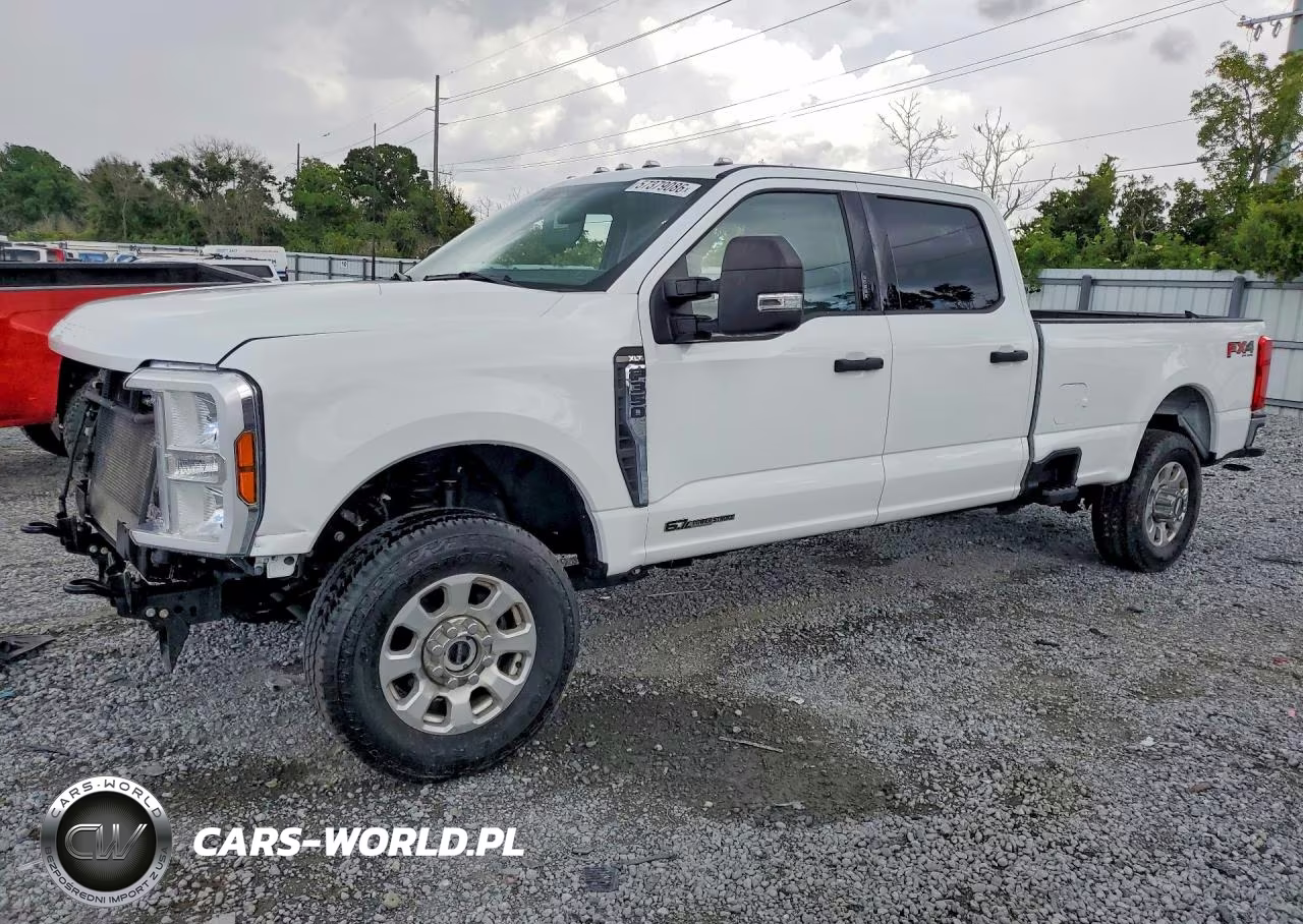 2024 Ford F350 Super Duty – zdjęcie 1 z 13