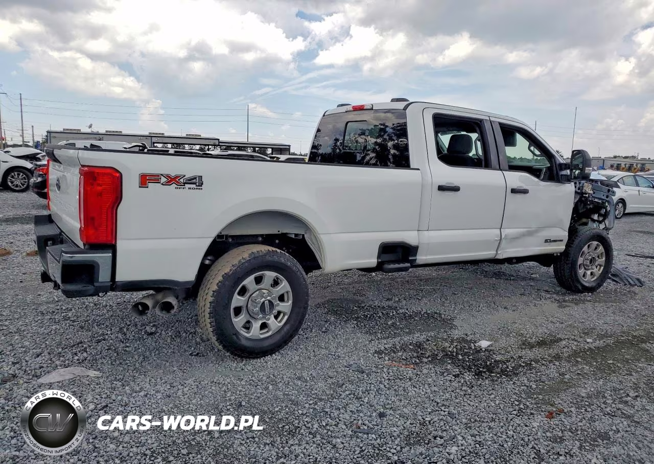 2024 Ford F350 Super Duty VIN:1FT8W3BT6REC70585 - 3