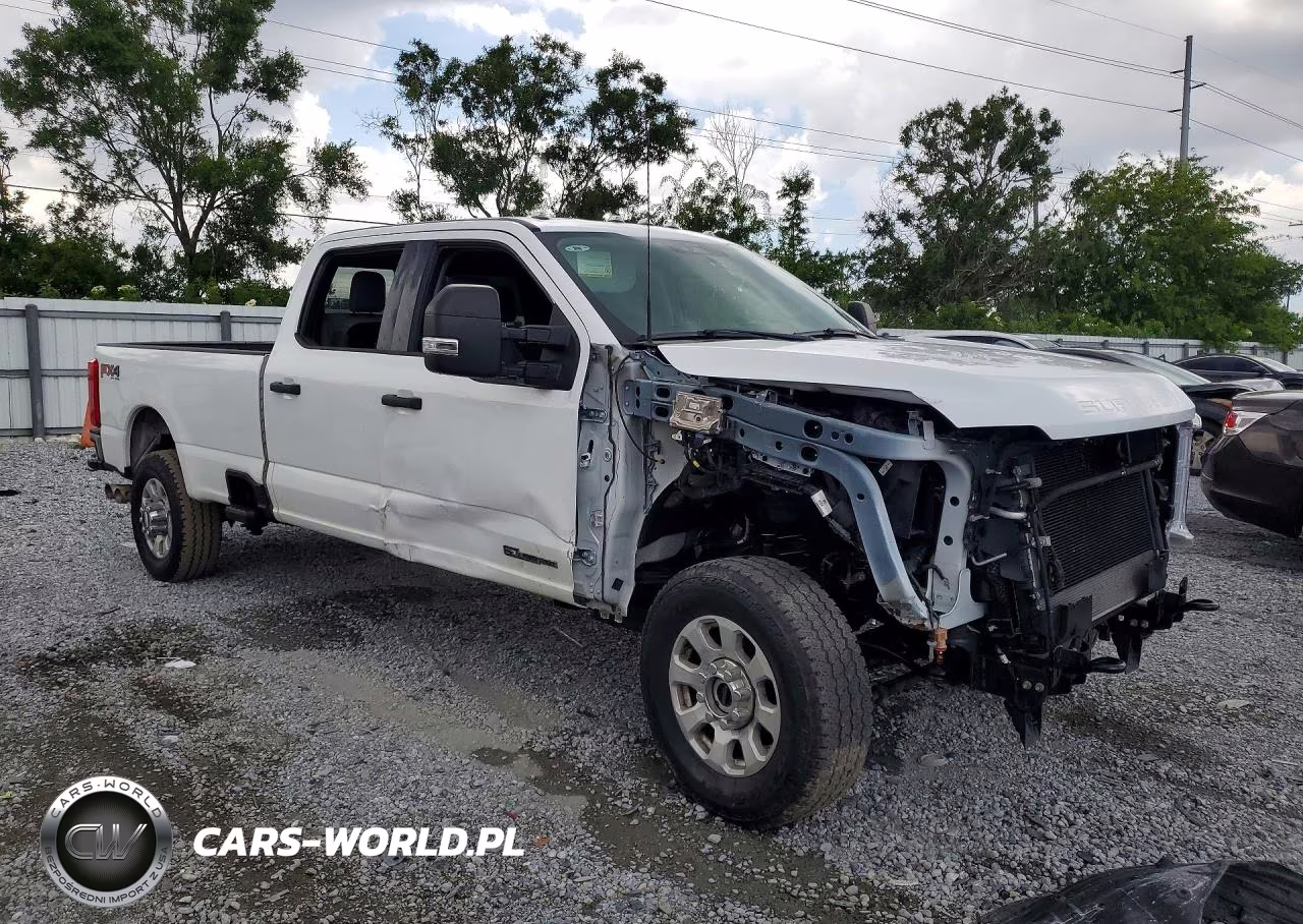 2024 Ford F350 Super Duty VIN:1FT8W3BT6REC70585 - 4