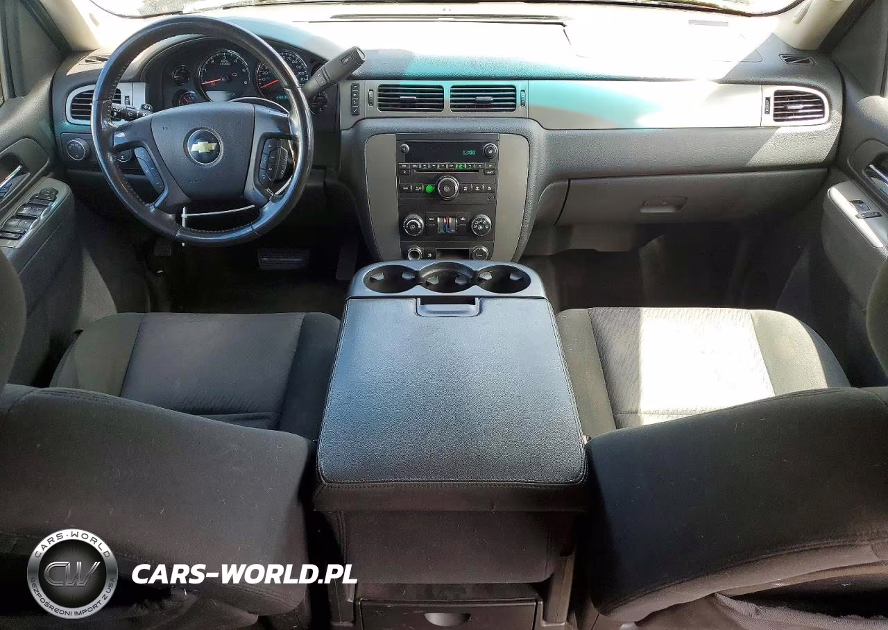 2010 Chevrolet Suburban K1500 Ls VIN:1GNUKHE36AR271985 - 8