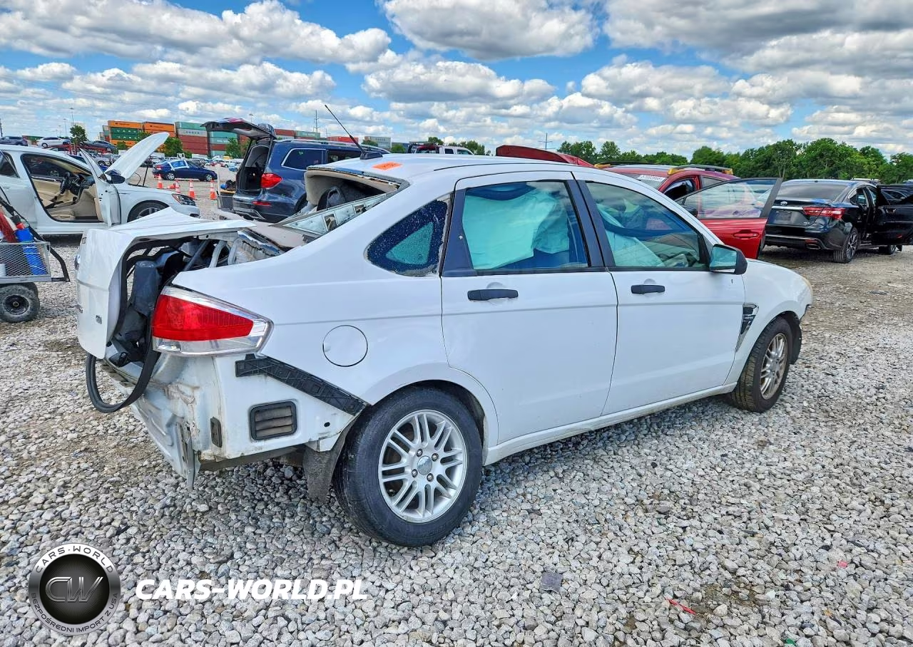 2008 Ford Focus Se VIN:1FAHP35N98W209014 - 3