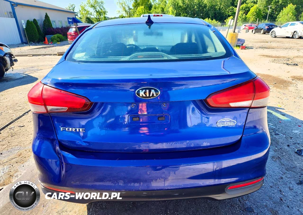 2017 Kia Forte Lx VIN:3KPFK4A76HE056499 - 6