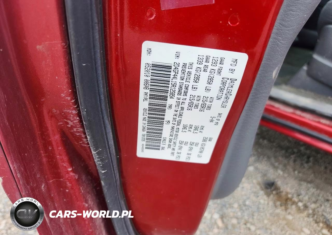 2005 Dodge Grand Caravan Sxt VIN:2D4GP44L15R125854 - 13